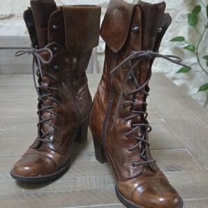 Born Leather Lace-Up Boots